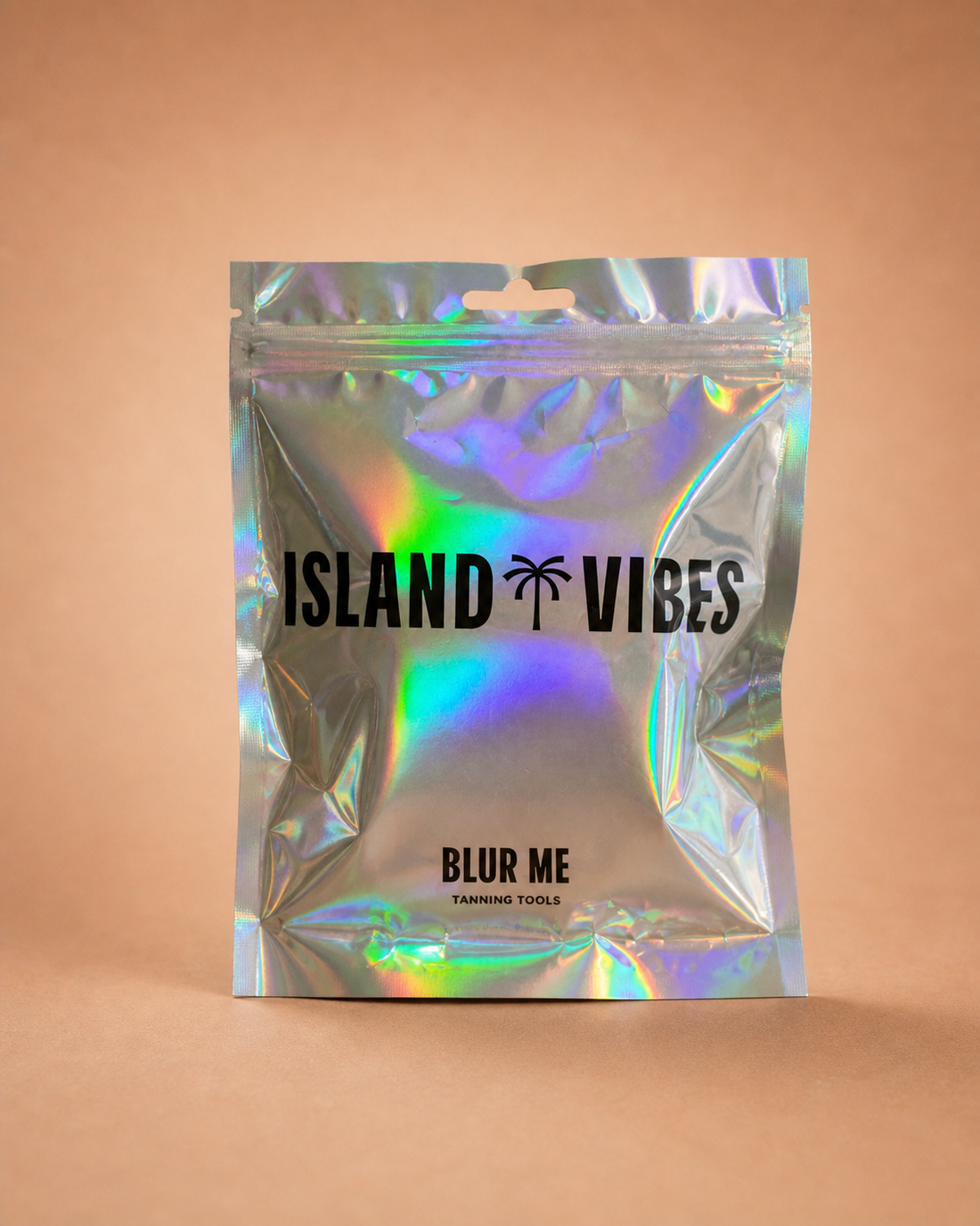 Island Vibes Blur Me brush tanning accessory